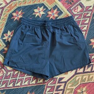 Outdoor Voices Doing Things 2.5" Short - size Medium black